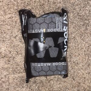 NWT 2 pack outdoor master ski socks